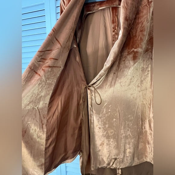 Michelle Mason Velvet Wrap Dress Jacket, Size 2 - Picture 4 of 6